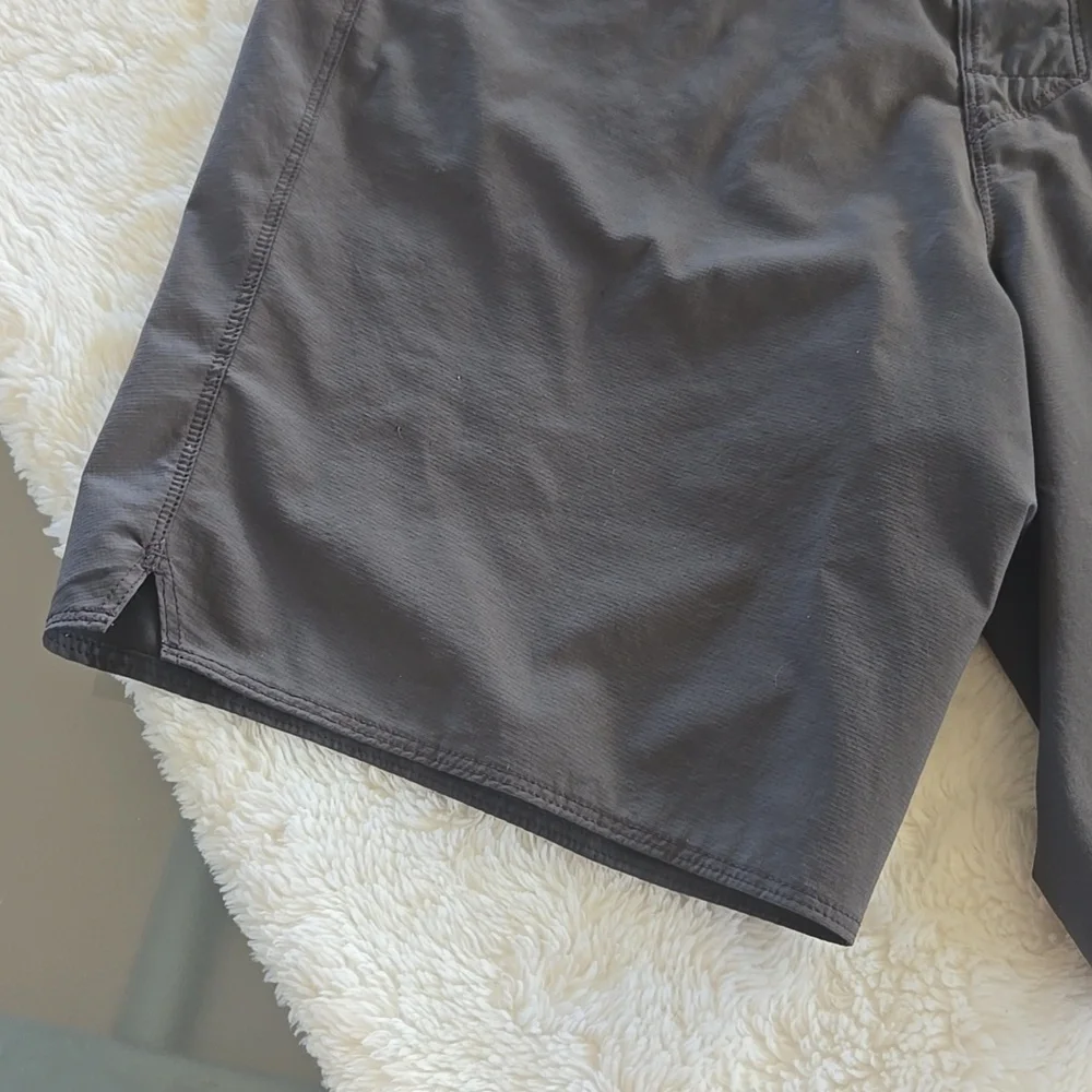 Patagonia Men's Shorts - Picture 9 of 13
